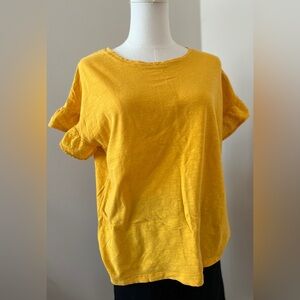 Old Navy size small women’s yellow T-shirt with eyelet sleeve detail
